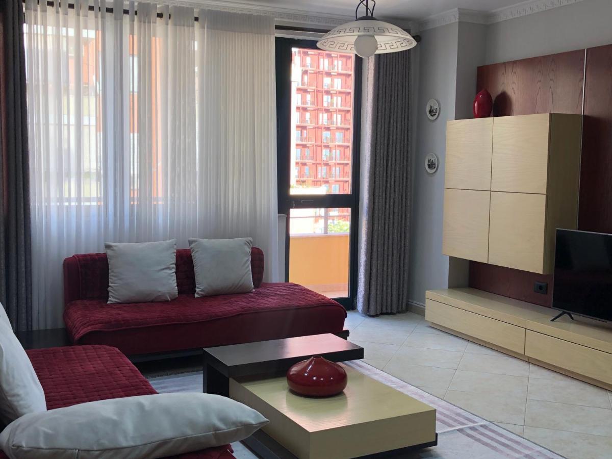 Laureta Central Apartment Tirana Exteriör bild